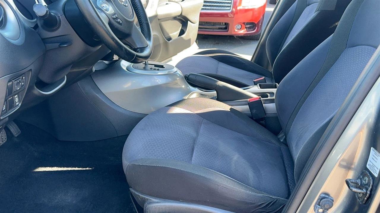 Used 2013 Nissan Juke SV AWD/4WD image 17