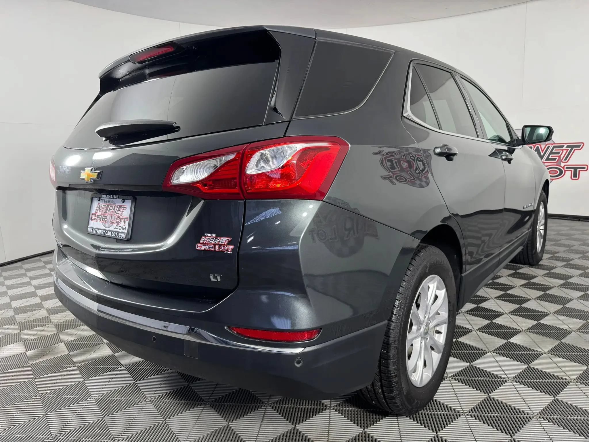 Used 2020 Chevrolet Equinox LT w/ Driver Convenience Package FWD image 29