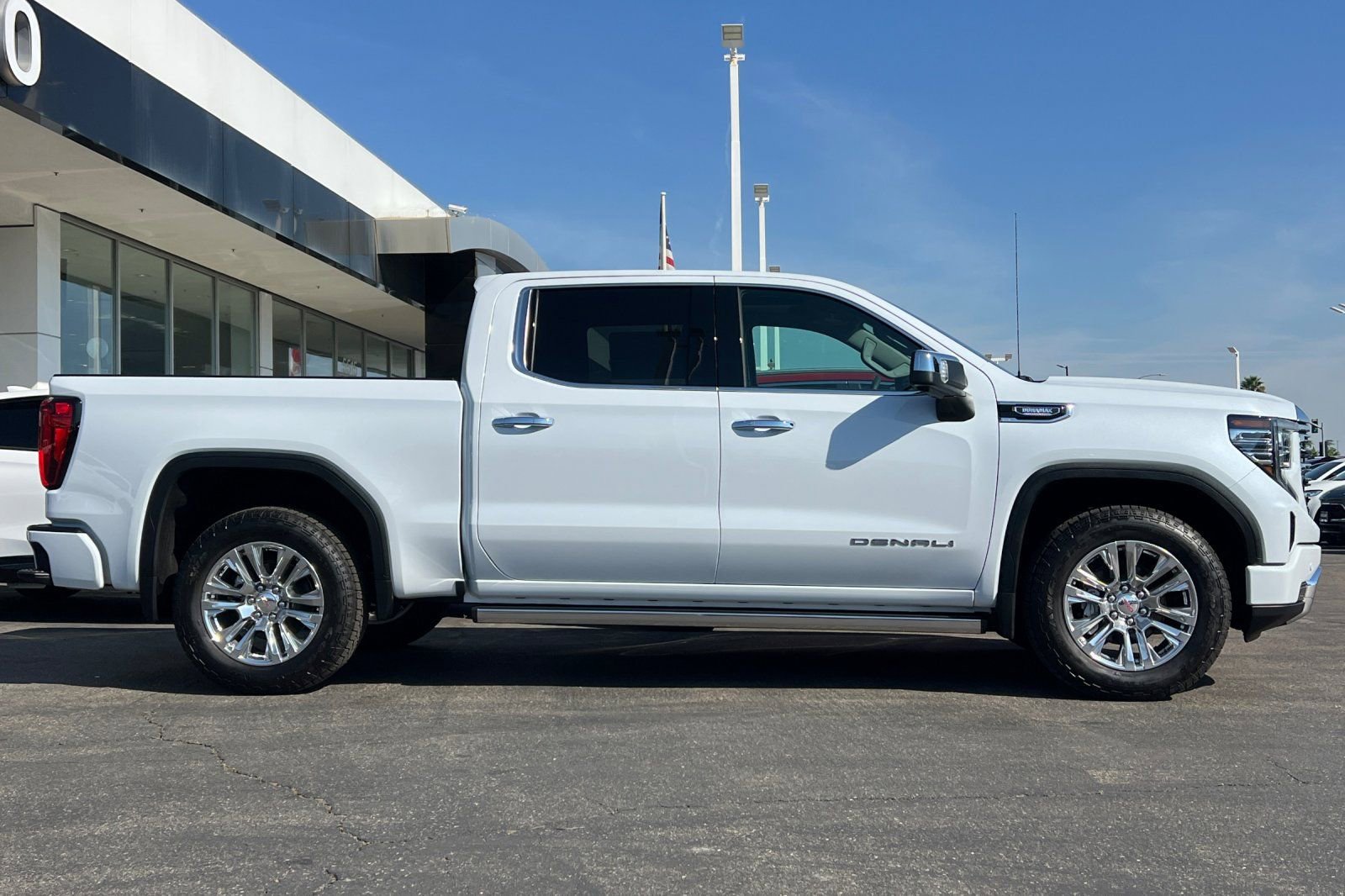 New 2026 GMC Sierra 1500 Denali w/ Technology Package image 4