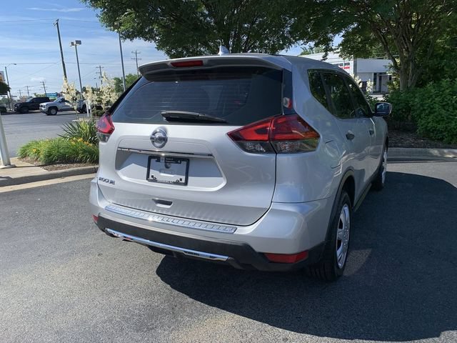 Used 2017 Nissan Rogue S FWD image 8