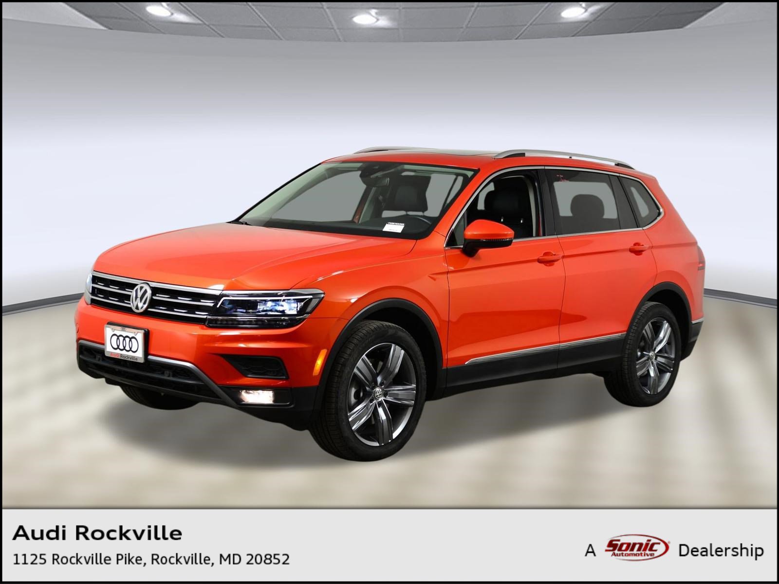 Used 2019 Volkswagen Tiguan SEL Premium image 1
