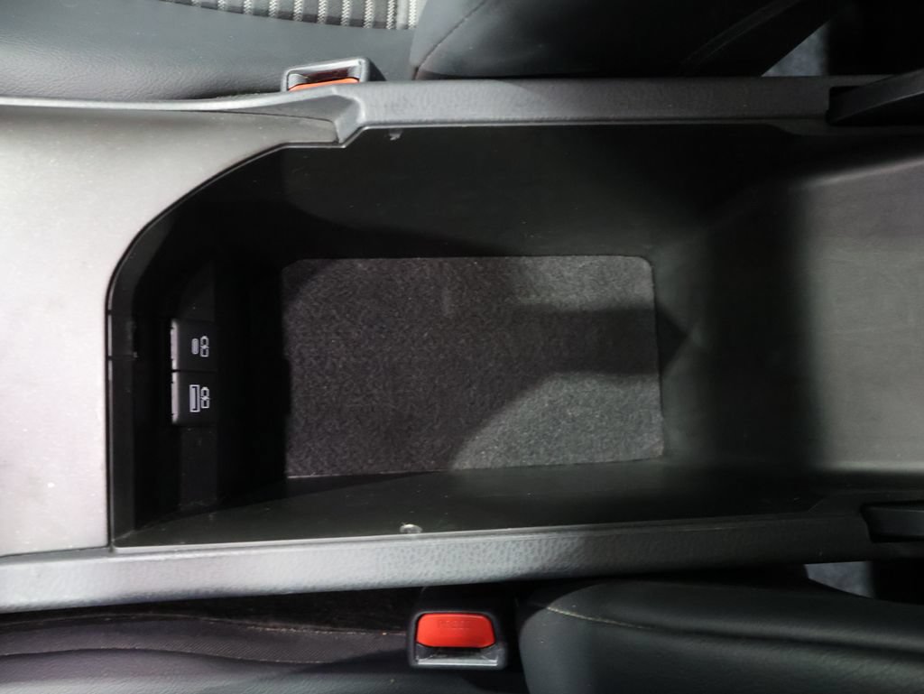 Used 2023 Toyota Camry SE w/ Audio Upgrade Package FWD image 33
