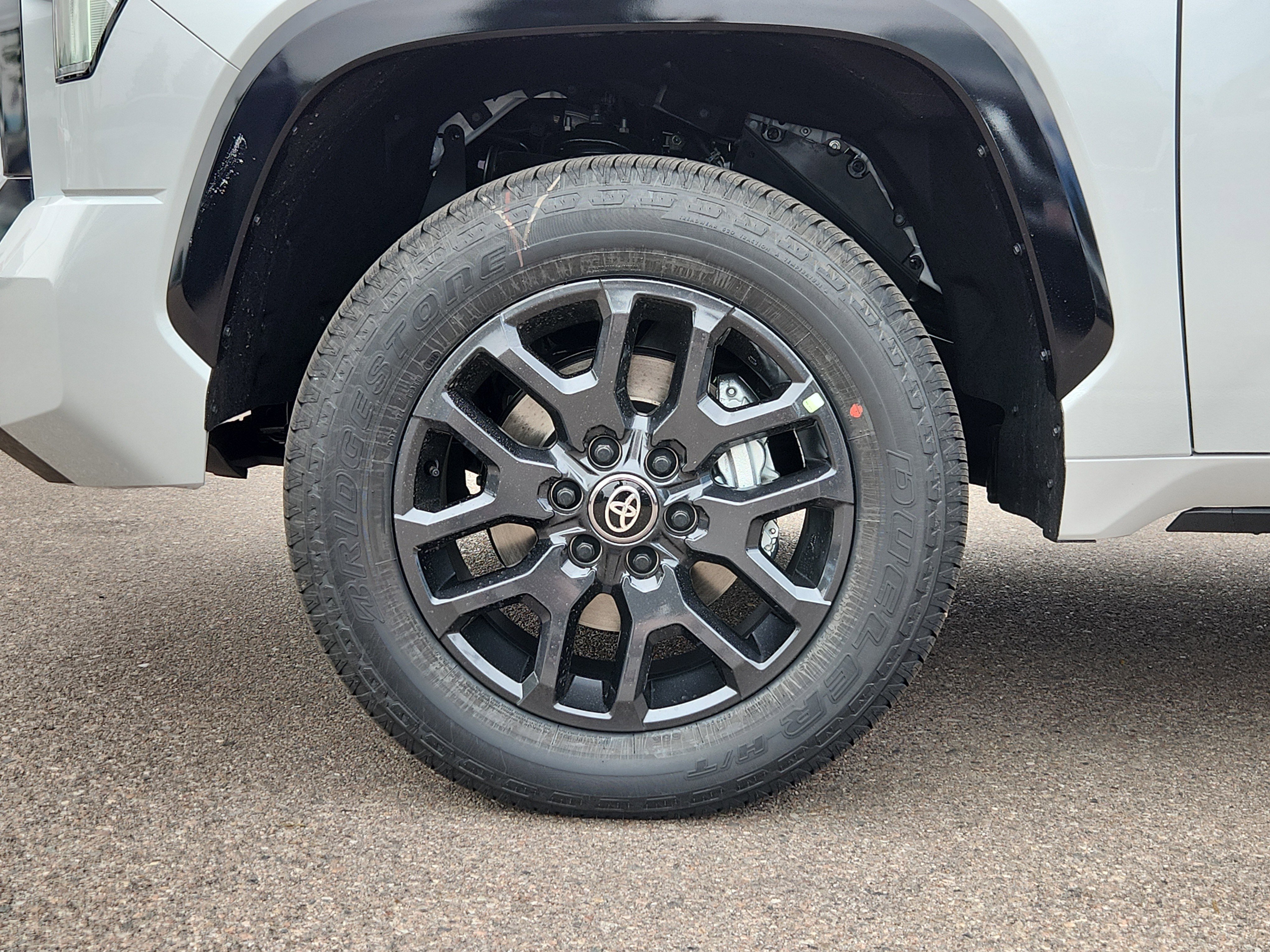 New 2026 Toyota Tundra Platinum AWD/4WD image 17