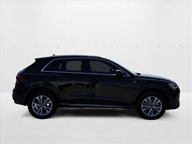 New 2025 Audi Q3 2.0T Premium w/ Convenience Package AWD/4WD image 4