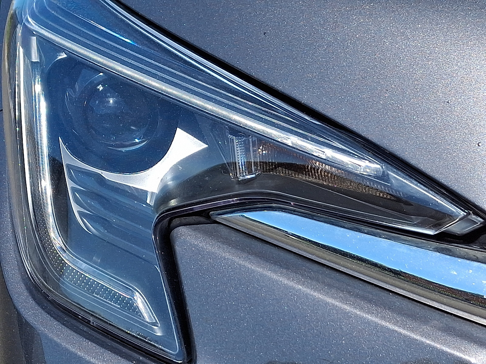 Certified 2023 Subaru Ascent Premium w/ Convenience Package AWD/4WD image 9