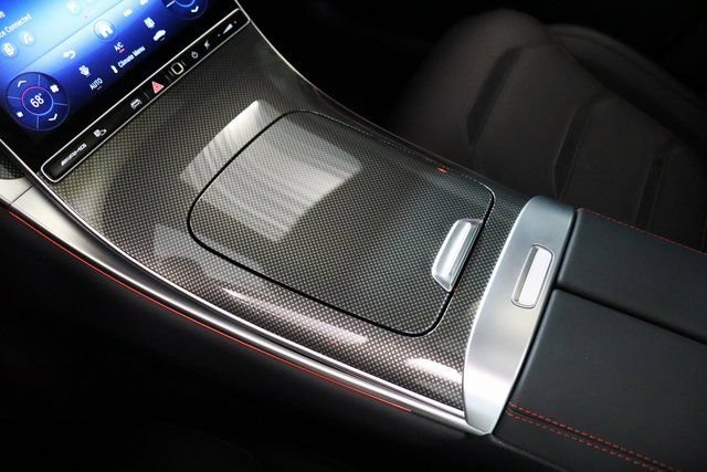 Used 2025 Mercedes-Benz GLC 43 AMG 4MATIC w/ Driver Assistance Package image 31