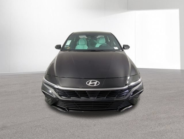 New 2026 Hyundai Elantra Sport FWD image 15