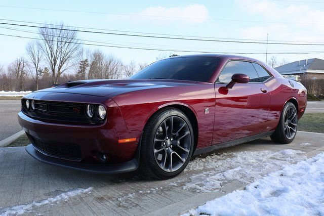 Used 2022 Dodge Challenger R/T Scat Pack w/ Driver Convenience Group RWD image 7