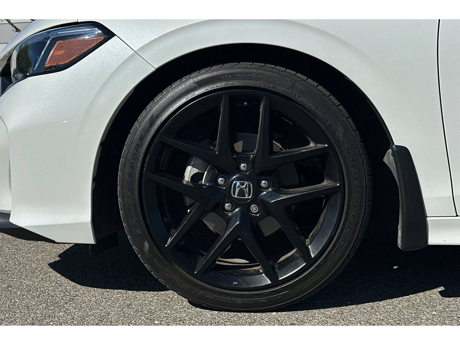 Used 2025 Honda Civic Sport image 10