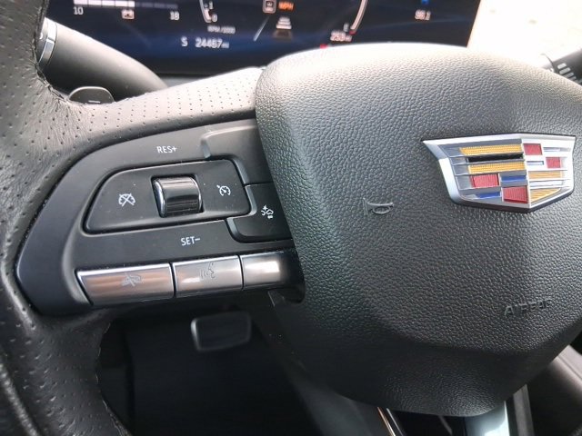 Used 2025 Cadillac XT4 Sport image 11