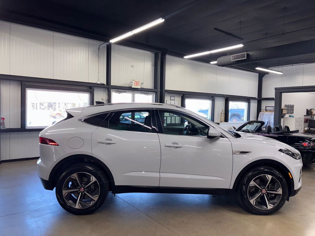 Used 2021 Jaguar E-PACE SE image 13