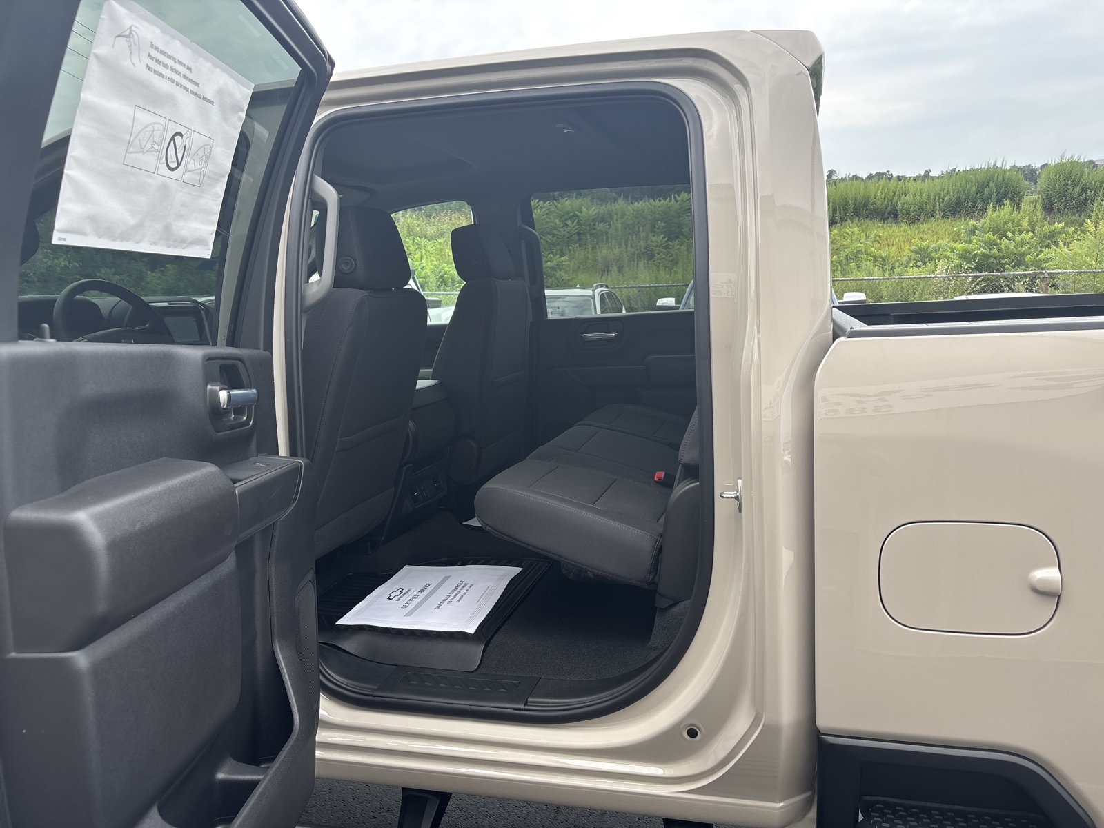 New 2026 Chevrolet Silverado 2500 Custom w/ Custom Convenience Package AWD/4WD image 10