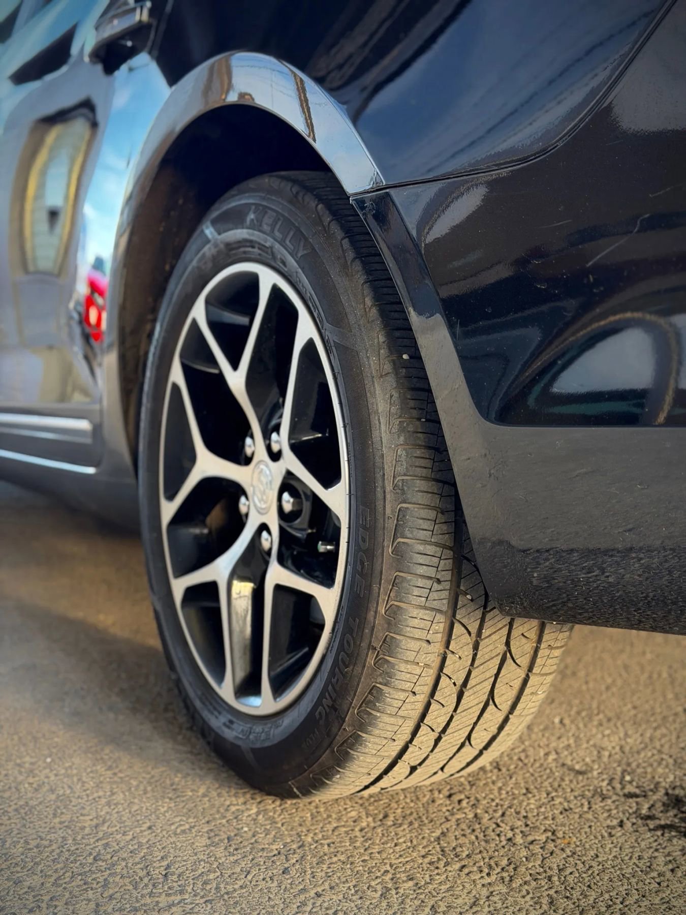 Used 2016 Buick LaCrosse Sport Touring w/ Experience Buick Package image 29