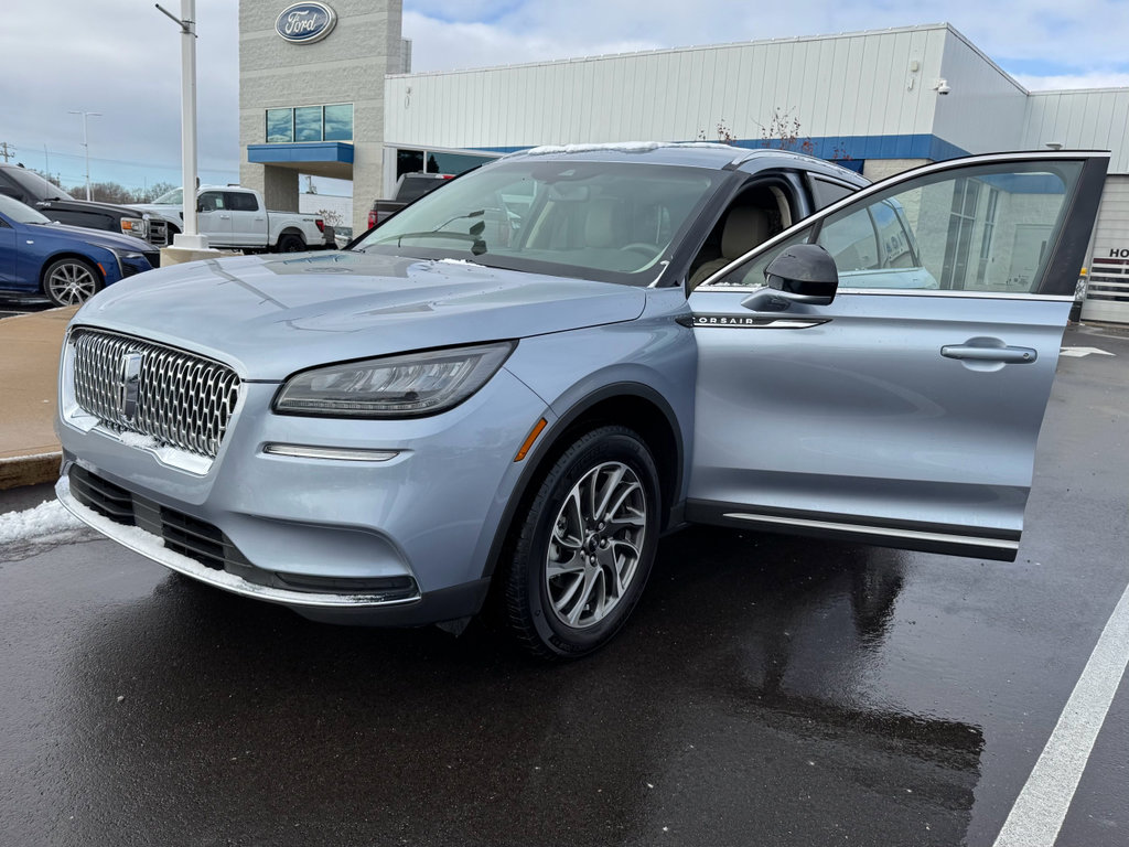 Certified 2022 Lincoln Corsair 4WD w/ Equipment Group 101A image 31