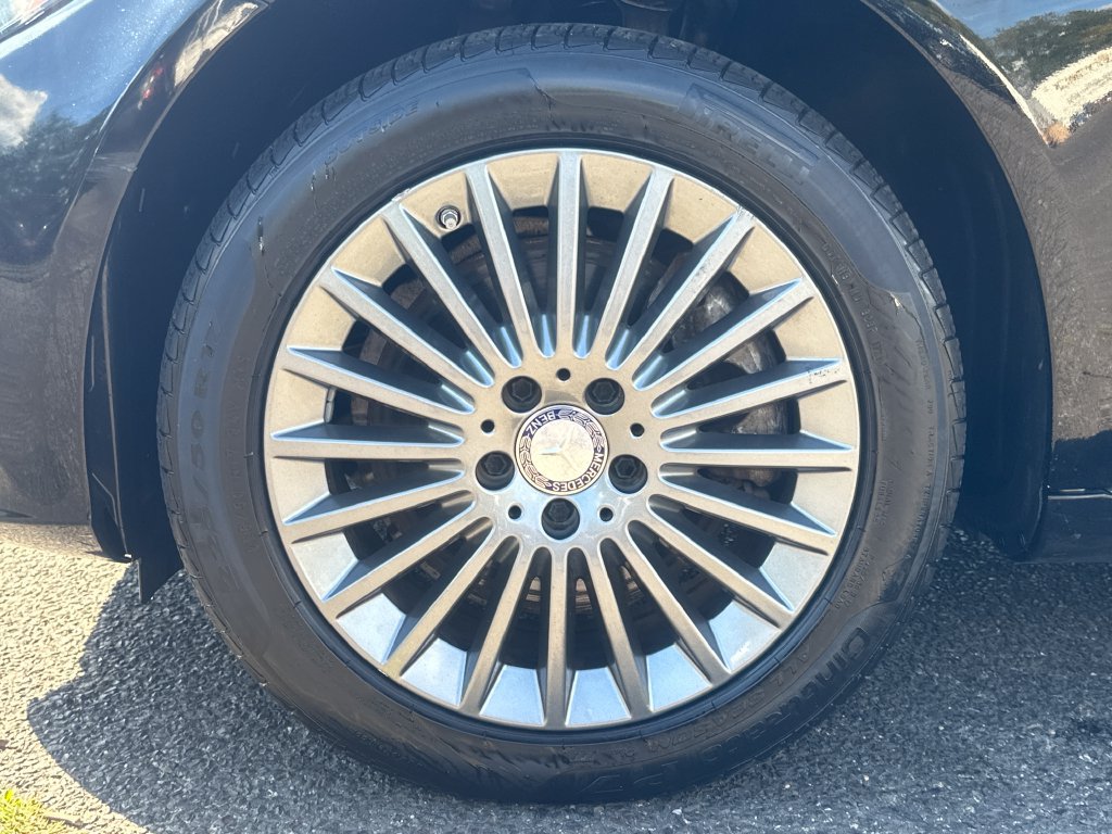 Used 2015 Mercedes-Benz C 300 4MATIC Sedan image 9