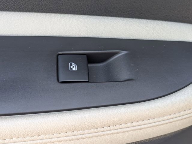 Used 2017 Buick Encore Premium w/ Experience Buick Package FWD image 31