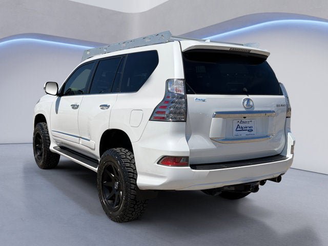 Used 2018 Lexus GX 460 w/ Preferred Accessory Package AWD/4WD image 3