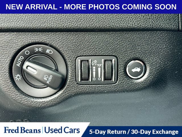 Used 2022 Dodge Charger SXT AWD/4WD image 15