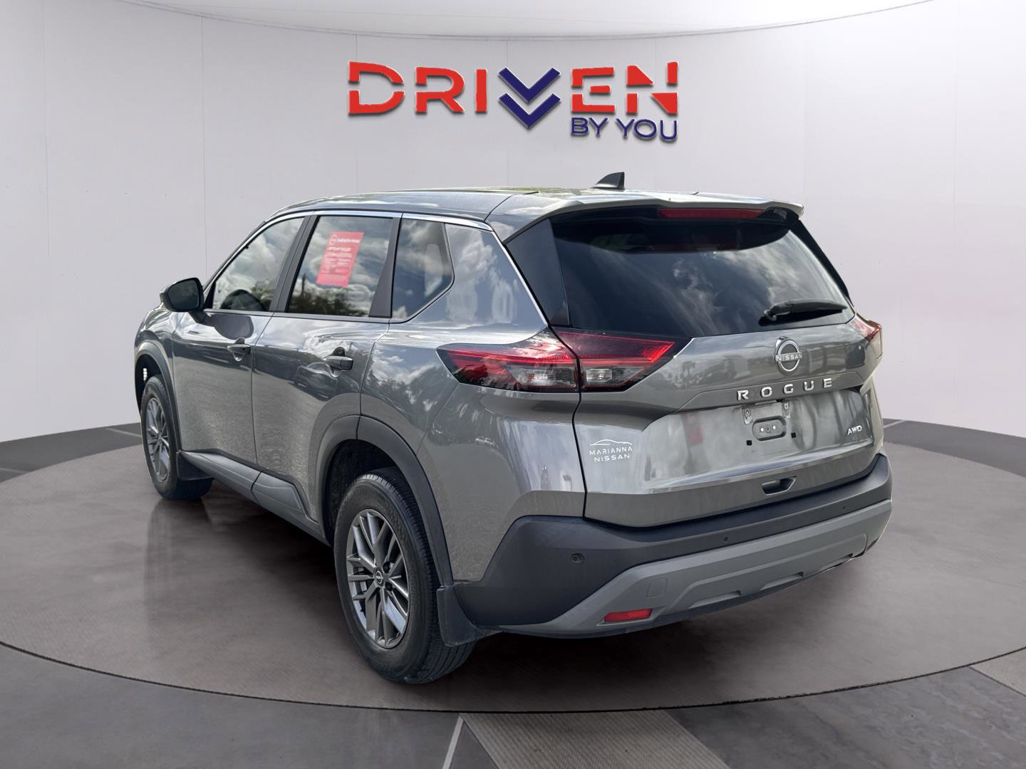 Used 2023 Nissan Rogue S image 3