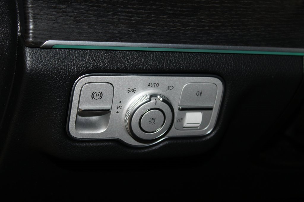 Used 2023 Mercedes-Benz GLE 450 4MATIC image 11