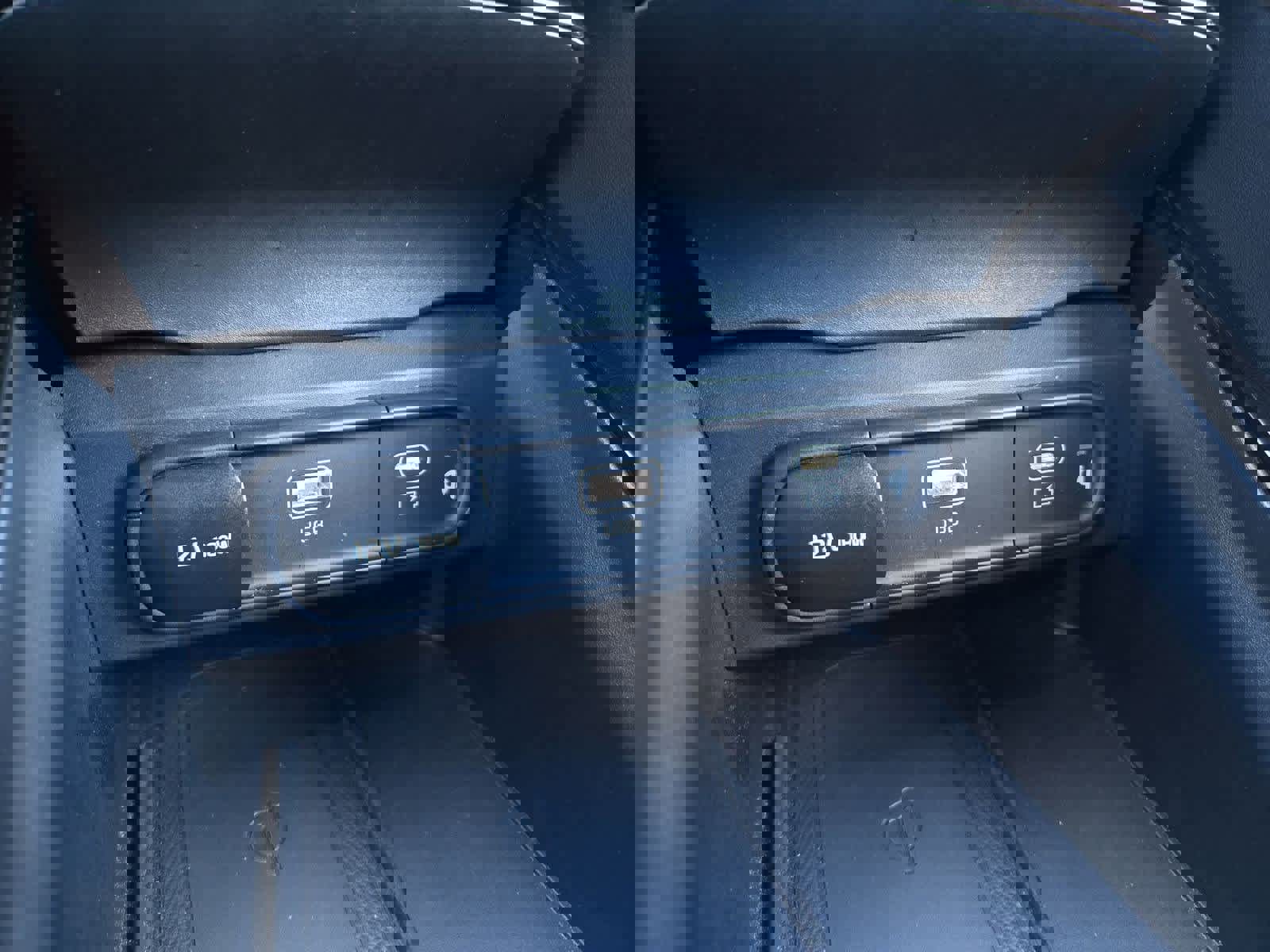 Used 2023 Kia Telluride EX X-Line image 31