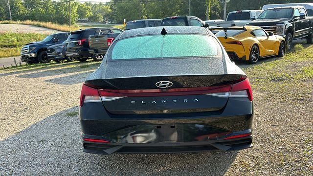 Used 2021 Hyundai Elantra SEL FWD image 27