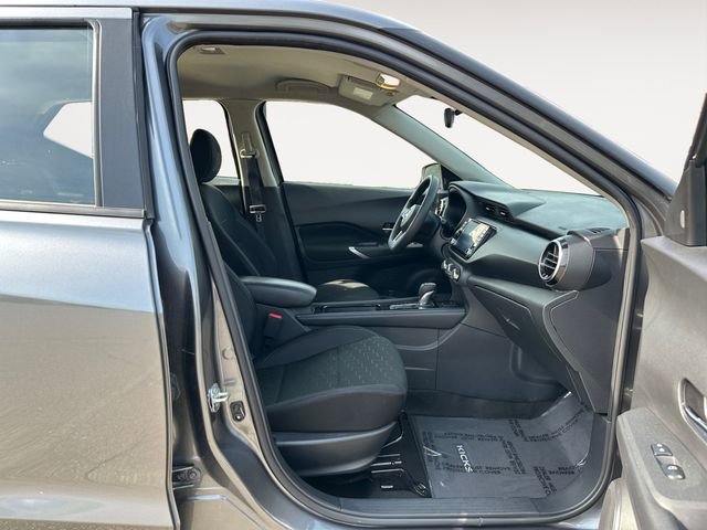 Used 2023 Nissan Kicks SV FWD image 15