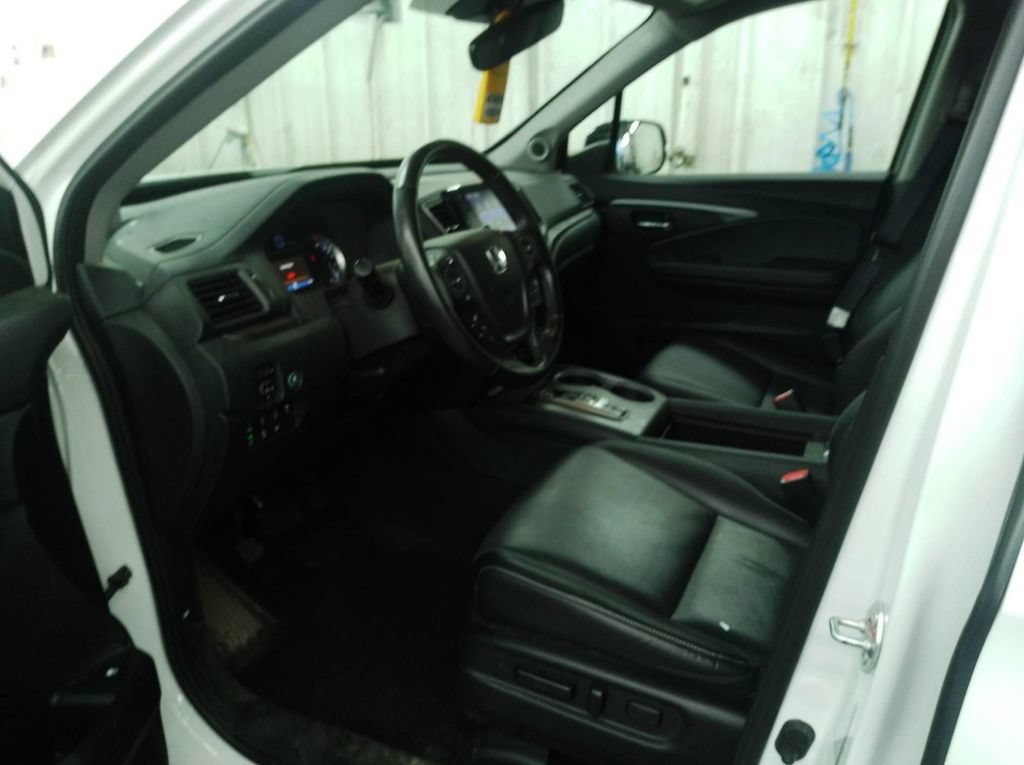 Used 2023 Honda Ridgeline RTL-E image 6