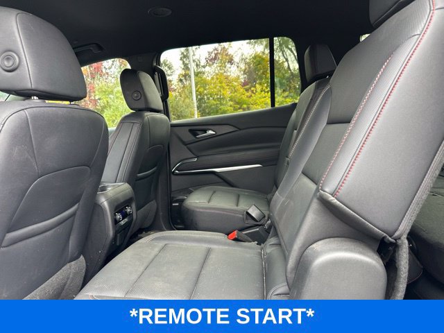Used 2024 Chevrolet Traverse Z71 w/ Enhanced Driving Package AWD/4WD image 7