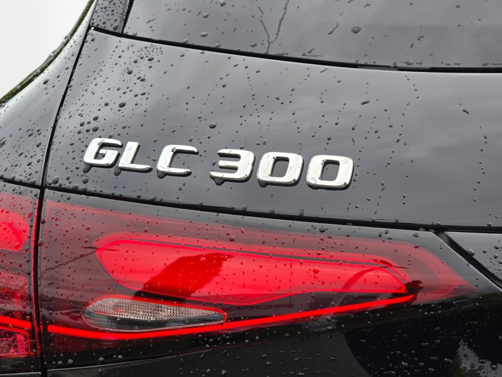 New 2027 Mercedes-Benz GLC 300 4MATIC image 28