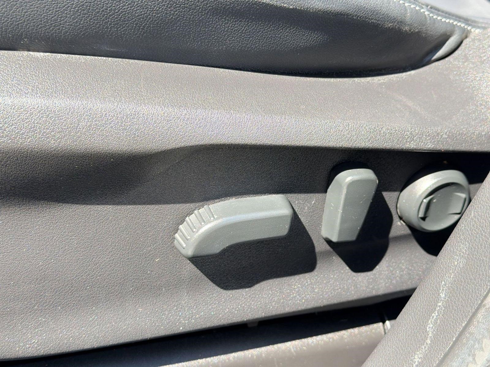 Used 2022 Subaru Ascent Touring AWD/4WD image 14