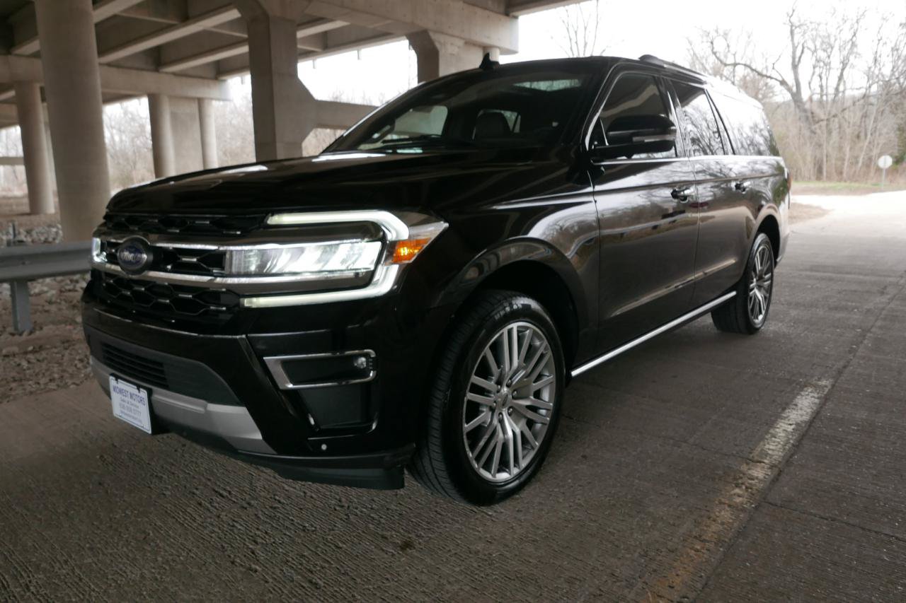 Used 2024 Ford Expedition Max Limited AWD/4WD image 34