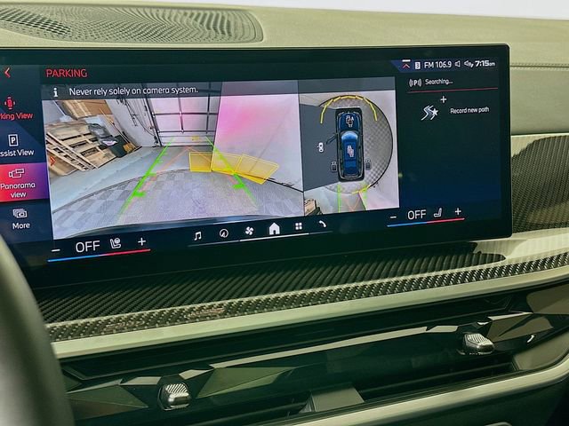 Used 2025 BMW X7 M60i w/ Executive Package image 15