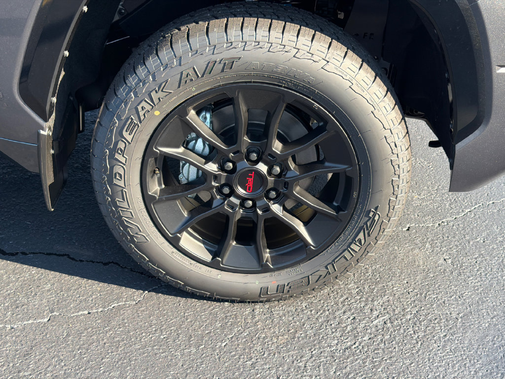 New 2026 Toyota Tundra Platinum w/ TRD Off-Road Package AWD/4WD image 14