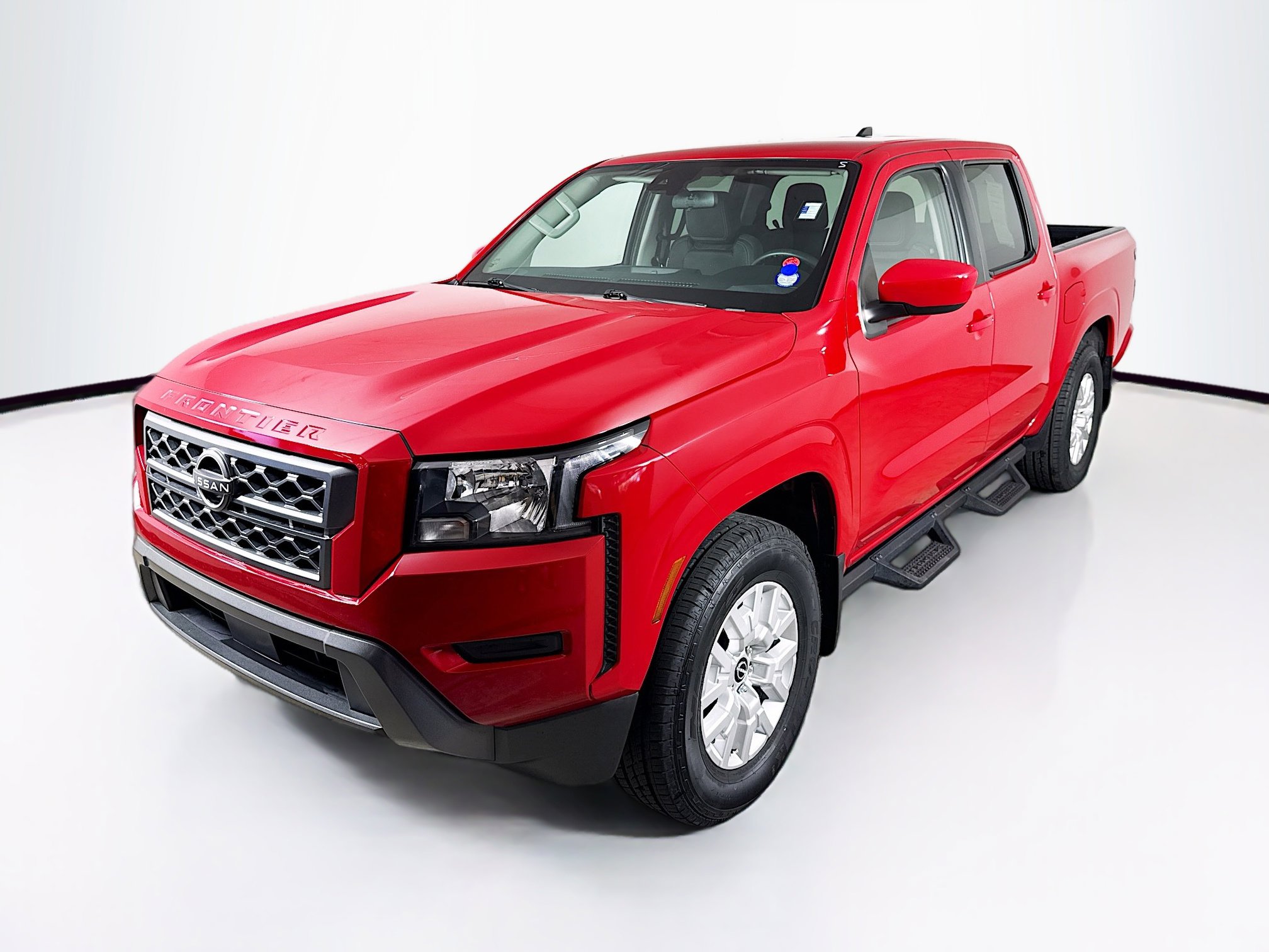 Used 2022 Nissan Frontier SV image 4