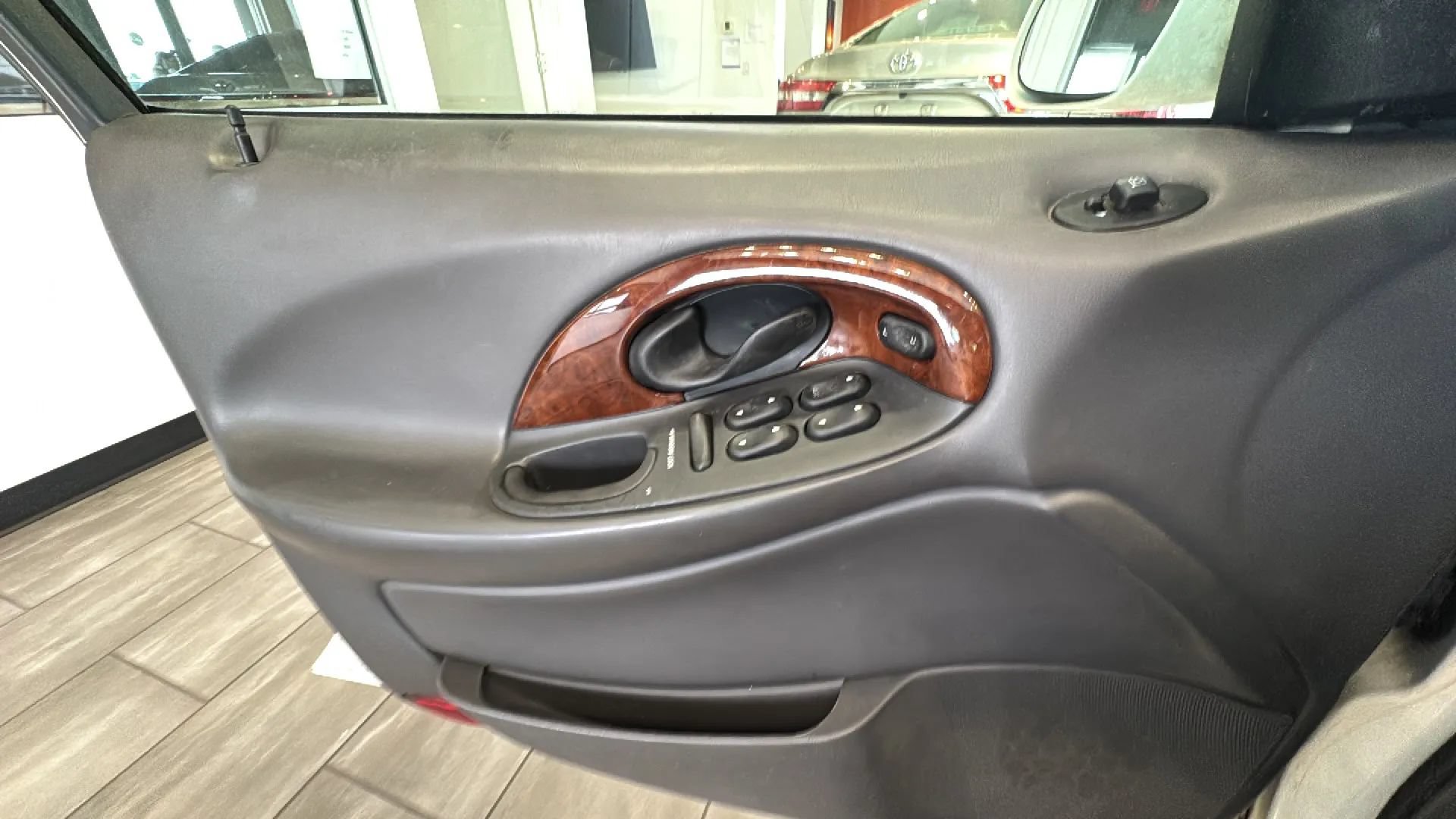 Used 1999 Mercury Sable LS FWD image 32