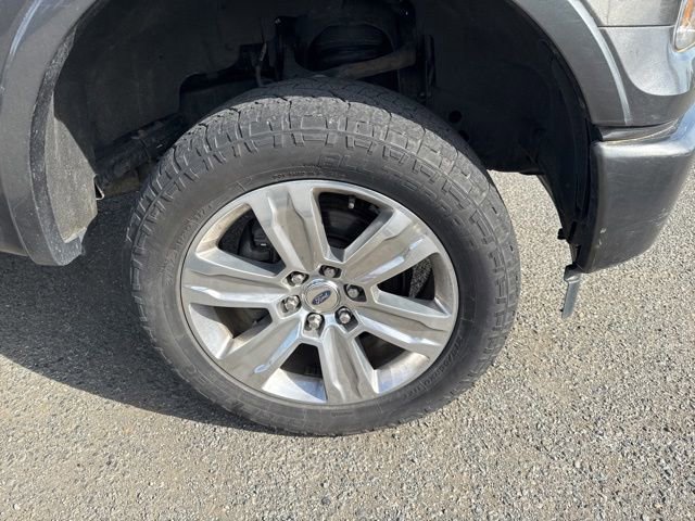 Used 2017 Ford F150 Lariat AWD/4WD image 9