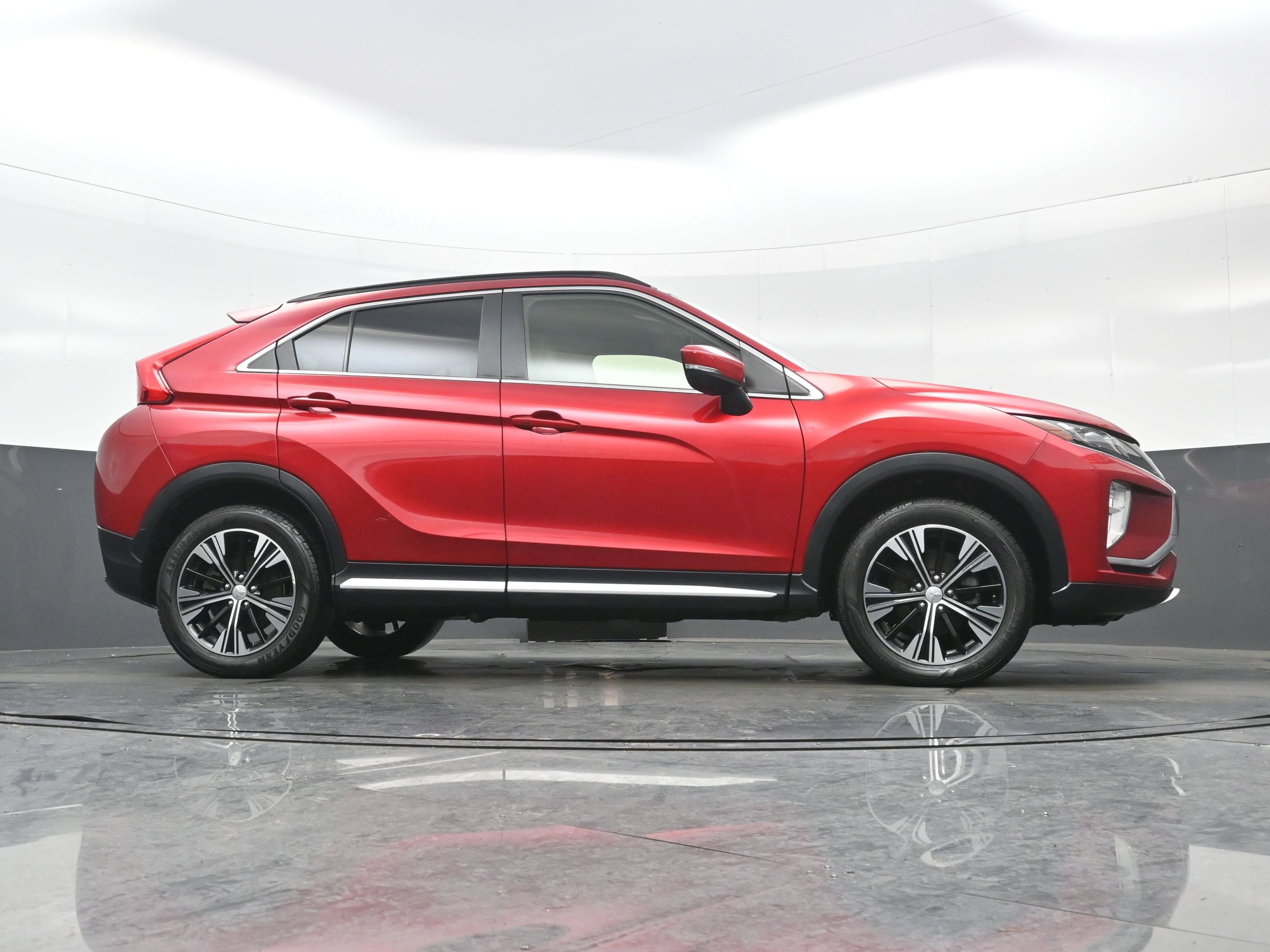 Used 2019 Mitsubishi Eclipse Cross SE image 29