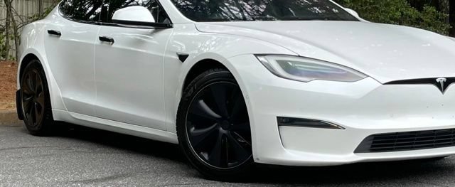 Used 2022 Tesla Model S AWD/4WD image 10