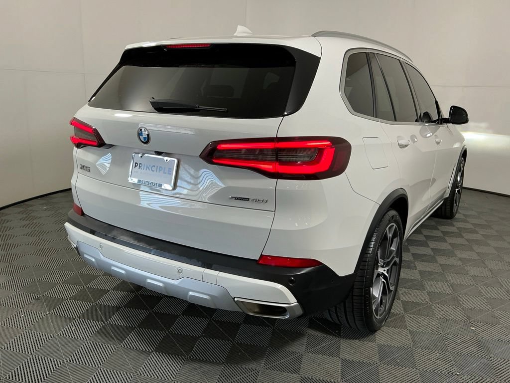 Certified 2023 BMW X5 sDrive40i w/ Premium Package RWD image 8