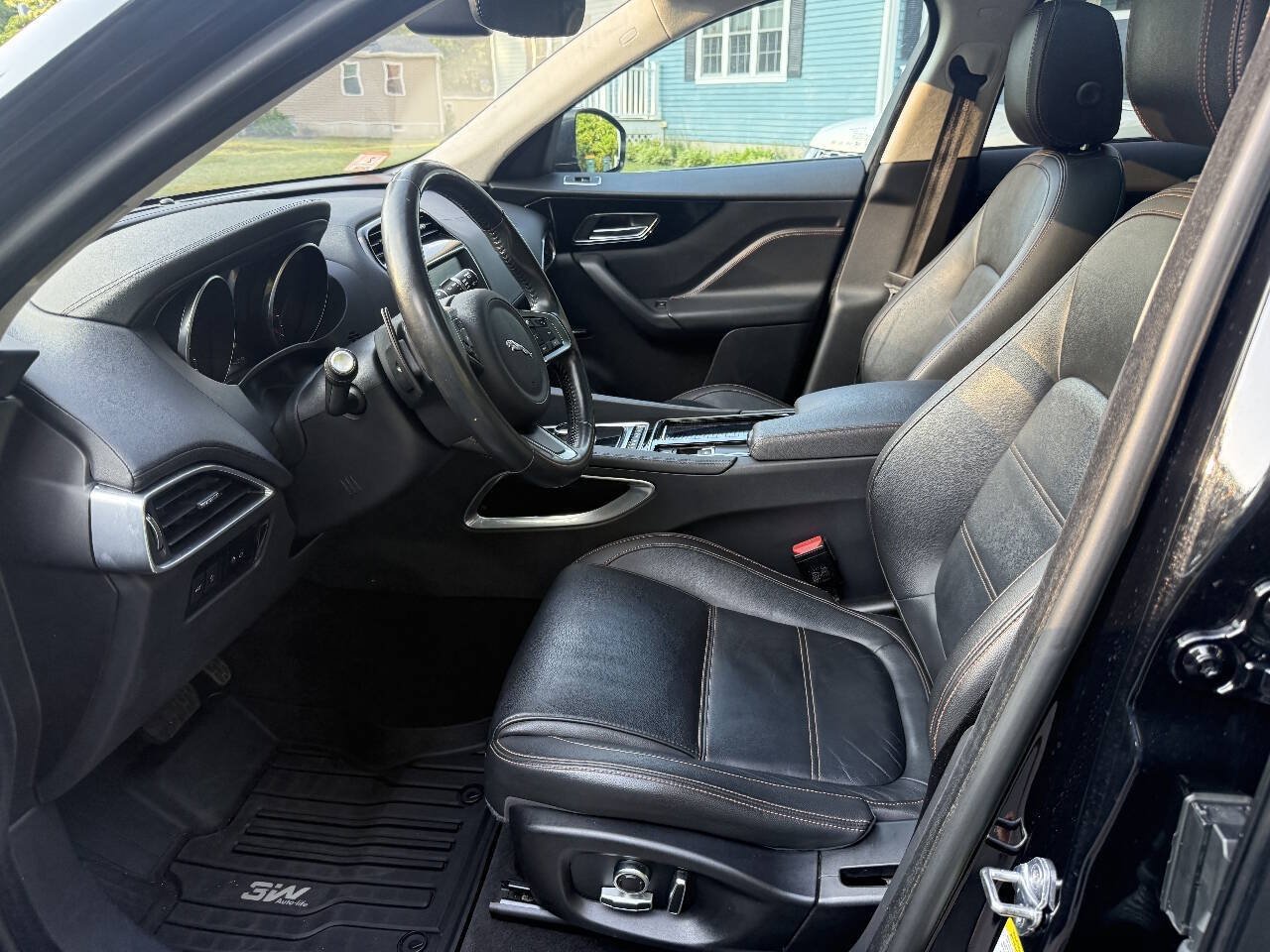 Used 2020 Jaguar F-PACE Prestige AWD/4WD image 12