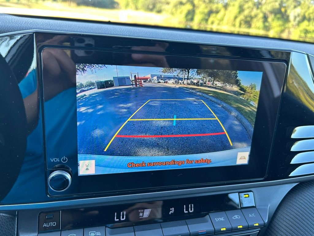 Certified 2025 Toyota Camry SE image 24