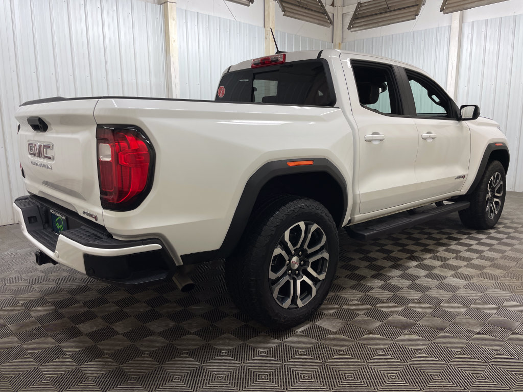 Used 2024 GMC Canyon AT4 w/ Canyon Safety Plus Package AWD/4WD image 47