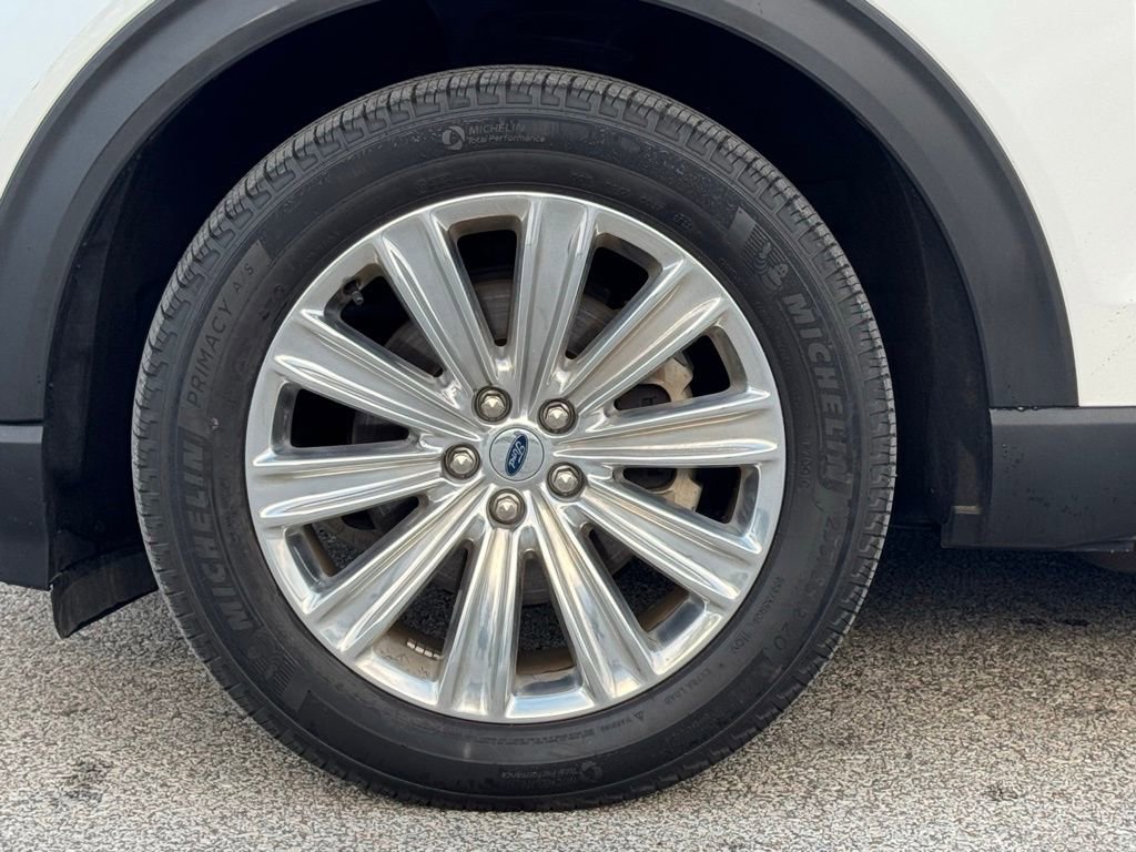 Used 2022 Ford Explorer Limited w/ Equipment Group 301A image 39