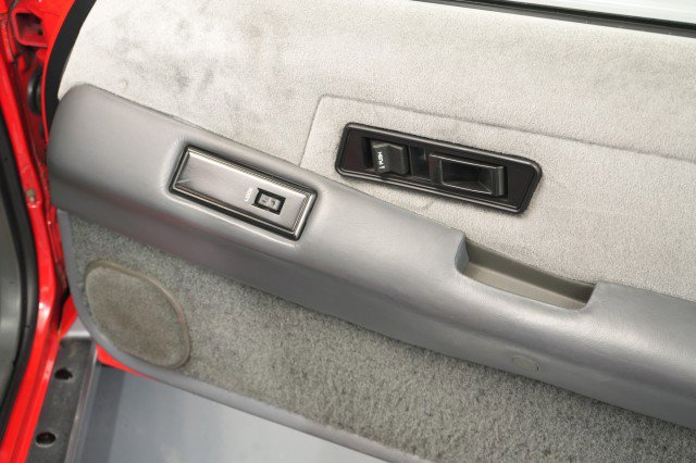 Used 1989 Dodge Daytona Shelby image 81