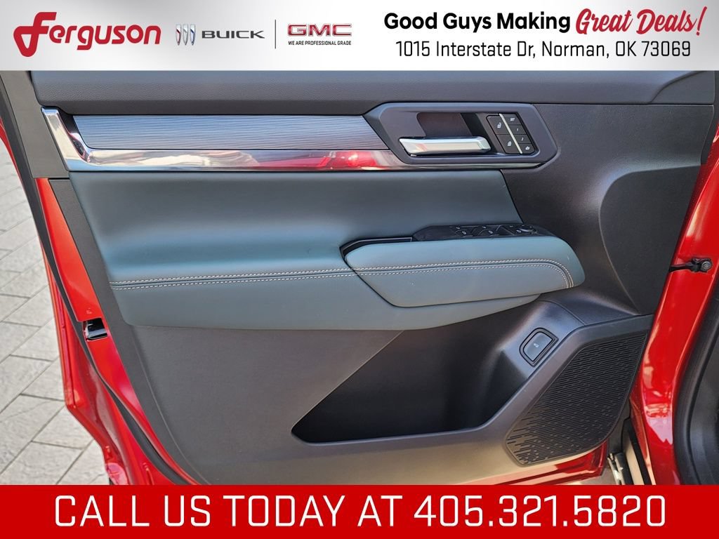 New 2026 GMC Terrain AT4 w/ Convenience Package III AWD/4WD image 13