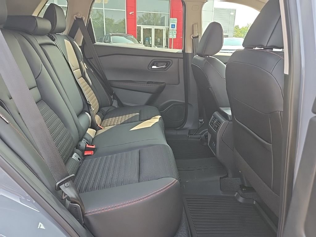 New 2026 Nissan Rogue SV image 28