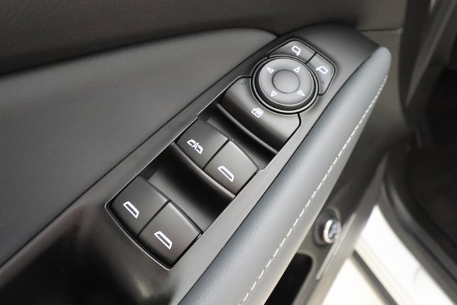 Used 2024 Buick Enclave Essence w/ Technology Package image 8