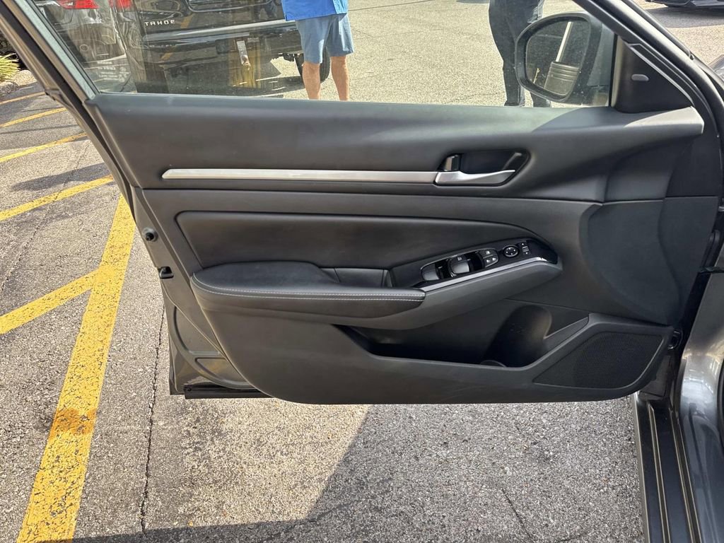 Used 2023 Nissan Altima 2.5 SV image 20