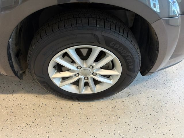Used 2017 Dodge Journey SXT w/ Premium Group AWD/4WD image 8
